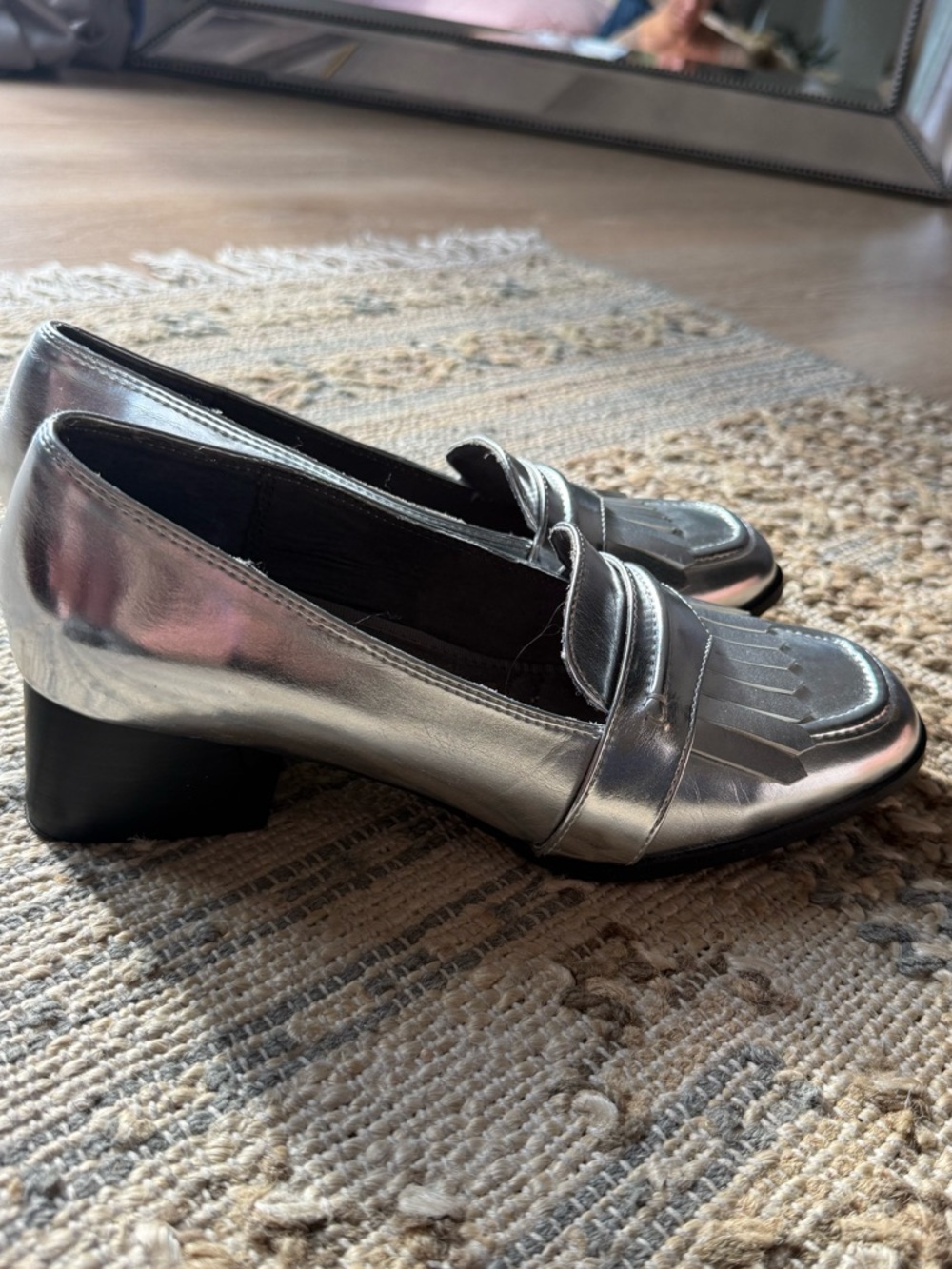 Metallic Silver Fringe Penny Loafer heels - Picture 4 of 8